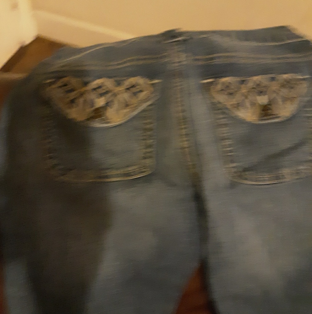 Capri Jean's